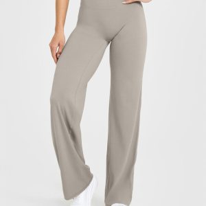 SoftMotion™ Straight Leg Bottoms Warm Sand